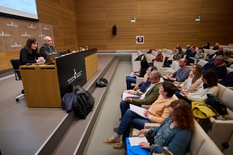 Fotografía de un momento de la jornada informativa