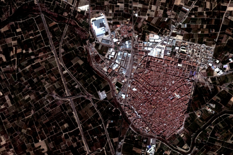 Fotografía del satélite del 1 de octubre superresolucionada de la zona de Algemesí. 